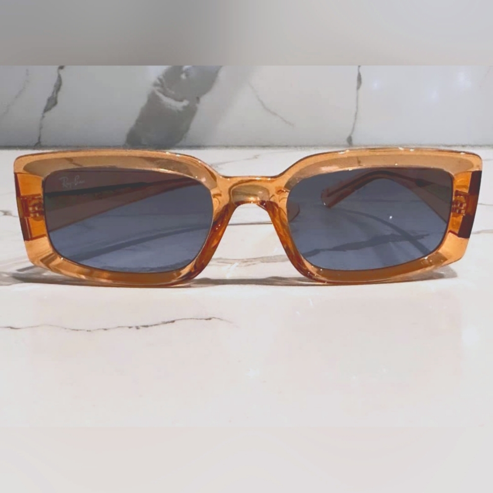 Women's raybans
